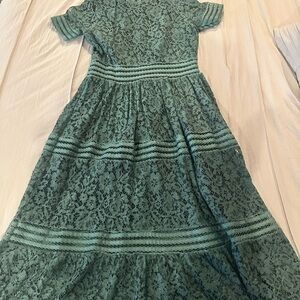 Elegant Green Lace Dress